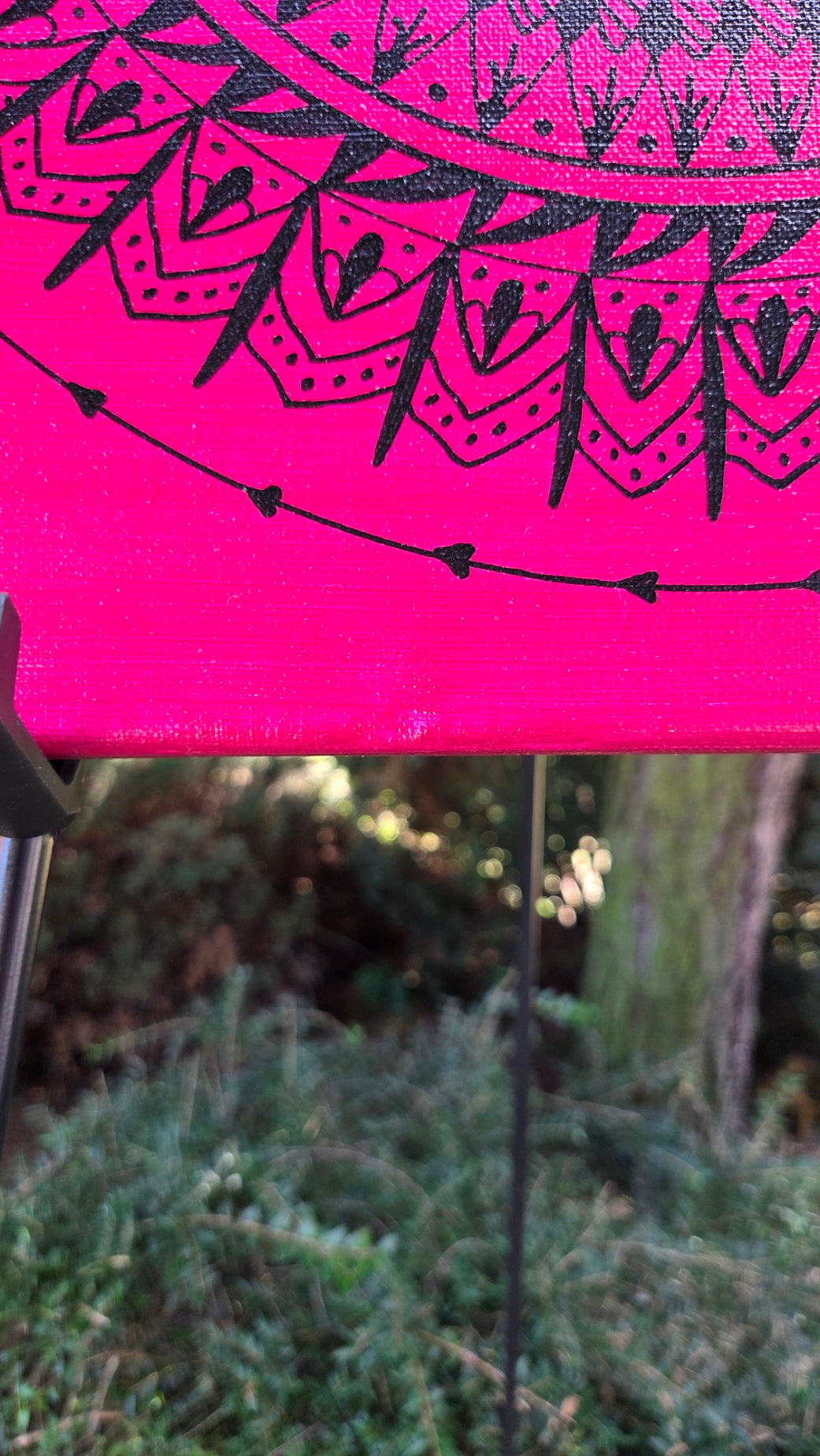 mandala magenta s černou