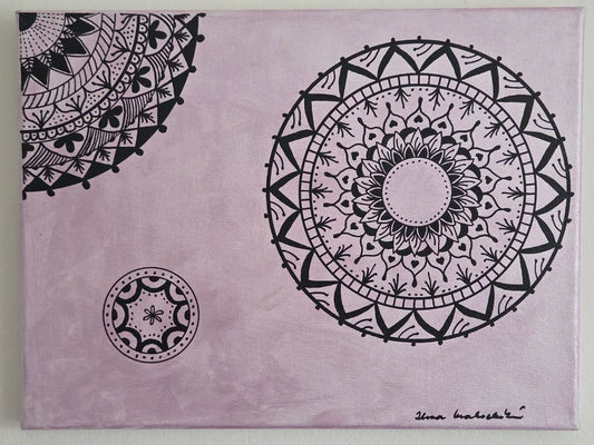 mandala lila s černou